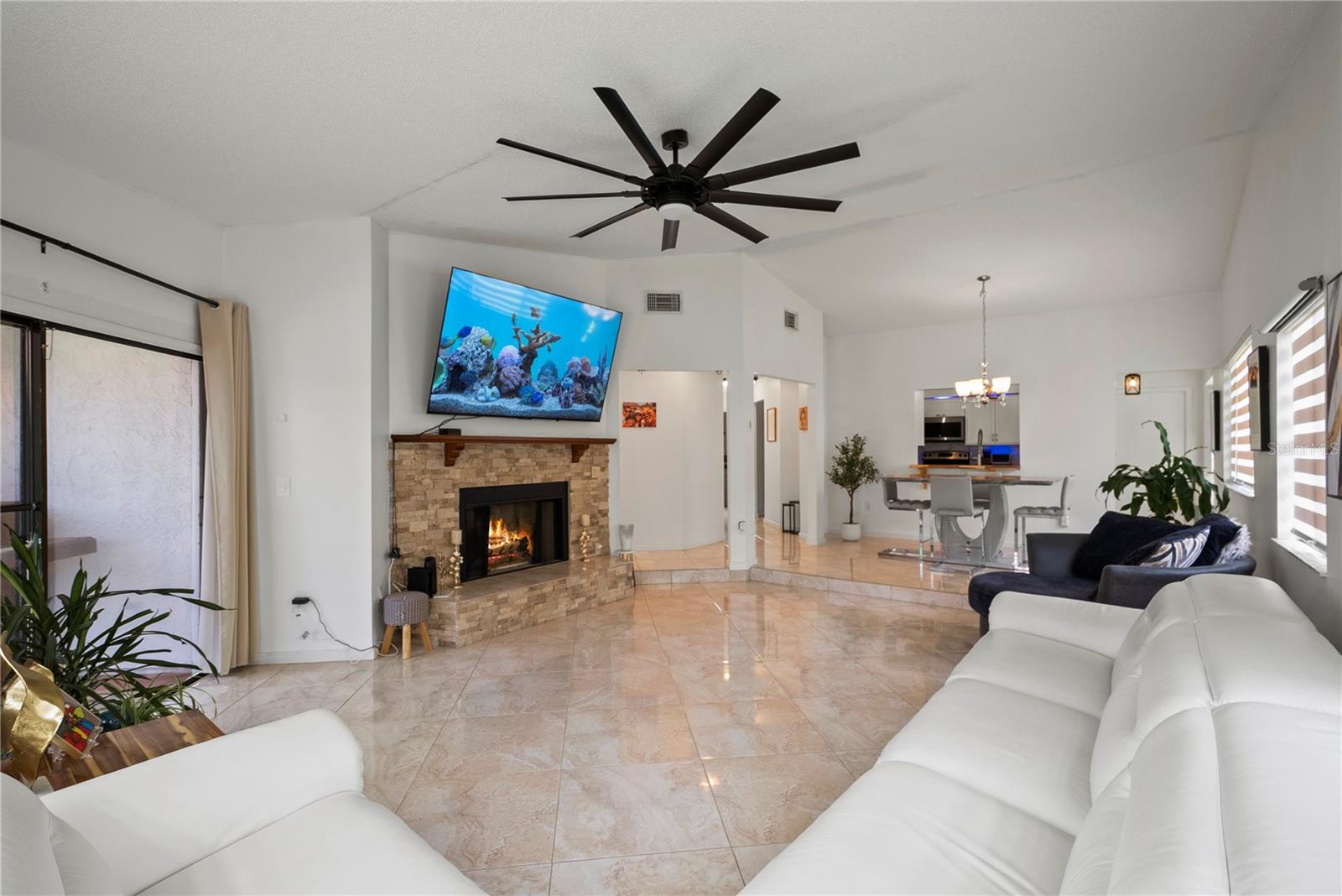 655 Nighthawk Cir Property Photo 10