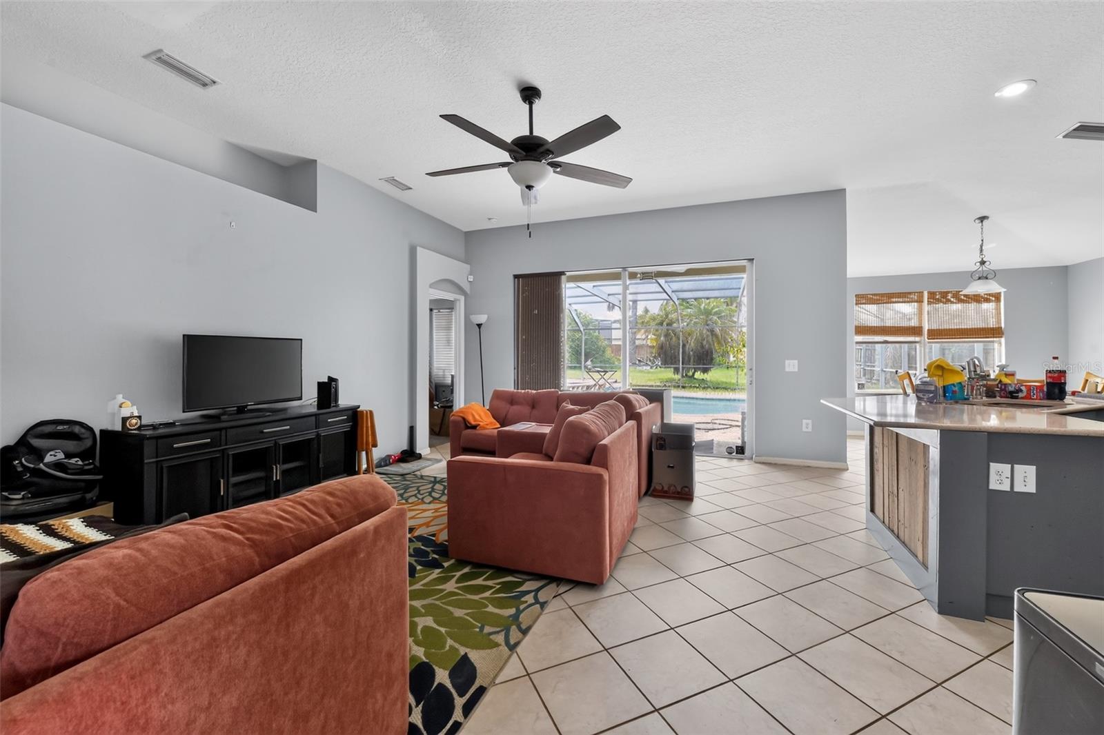 6717 Guilford Crest Dr Property Photo 5