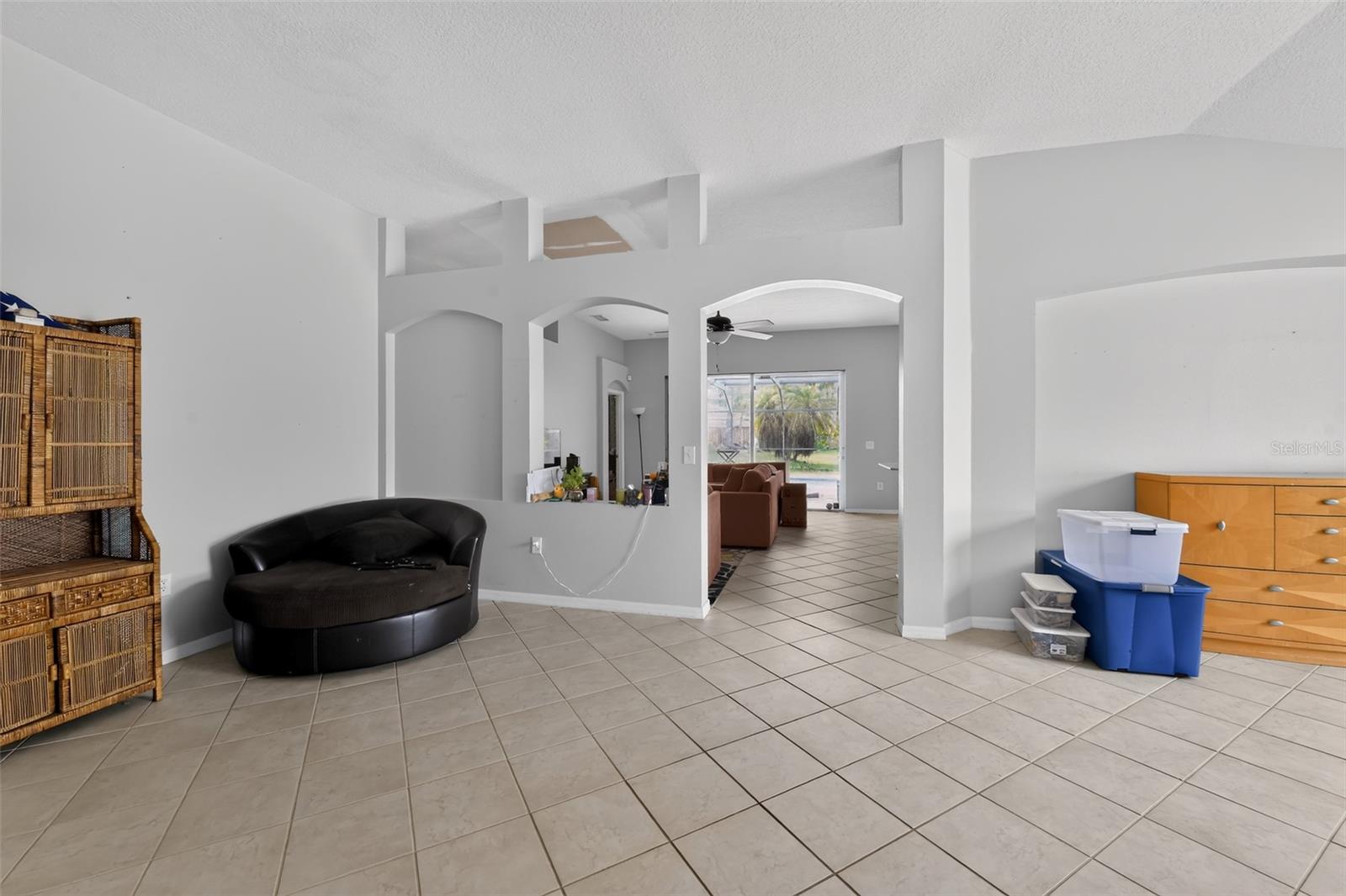 6717 Guilford Crest Dr Property Photo 11