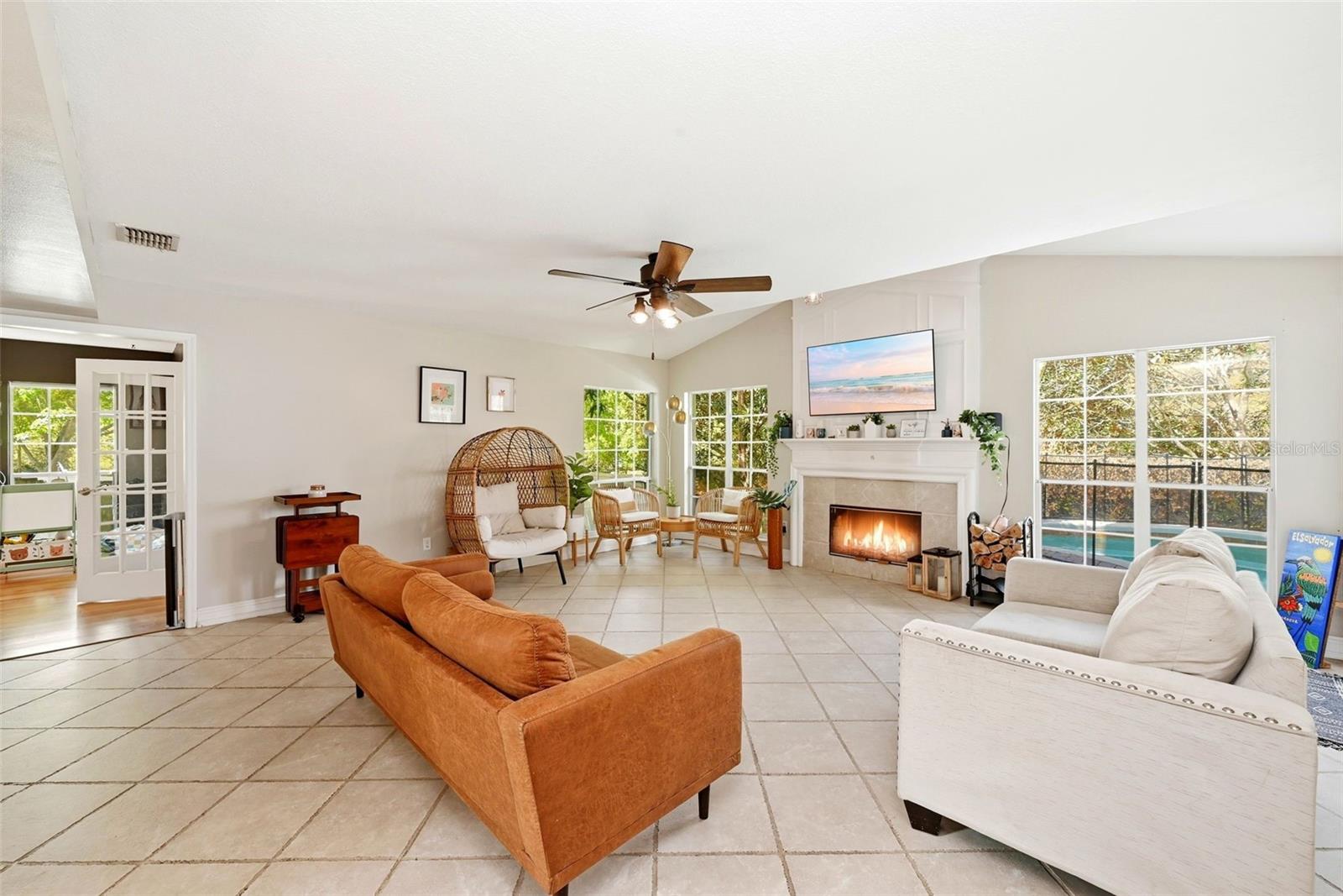 1311 Olympia Park Cir Property Photo 11
