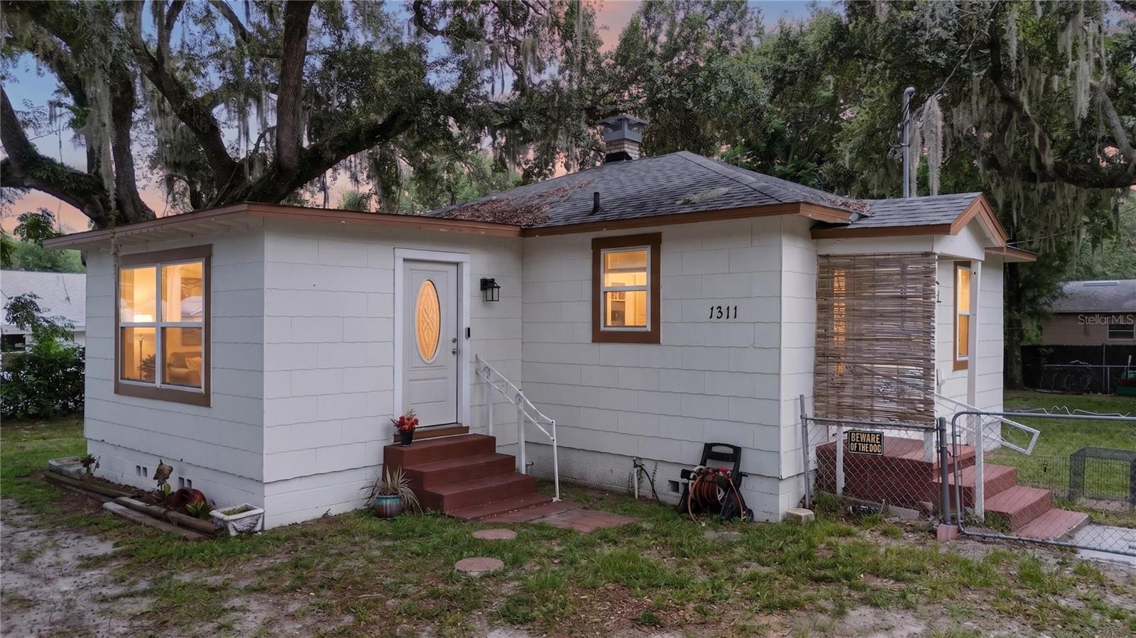 1311 SUMTER ST Property Photo 1