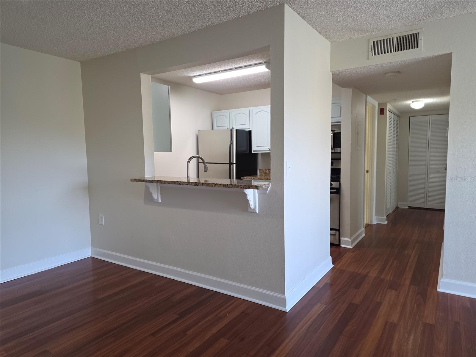 2031 Dixie Belle Dr #2031i Property Photo 9