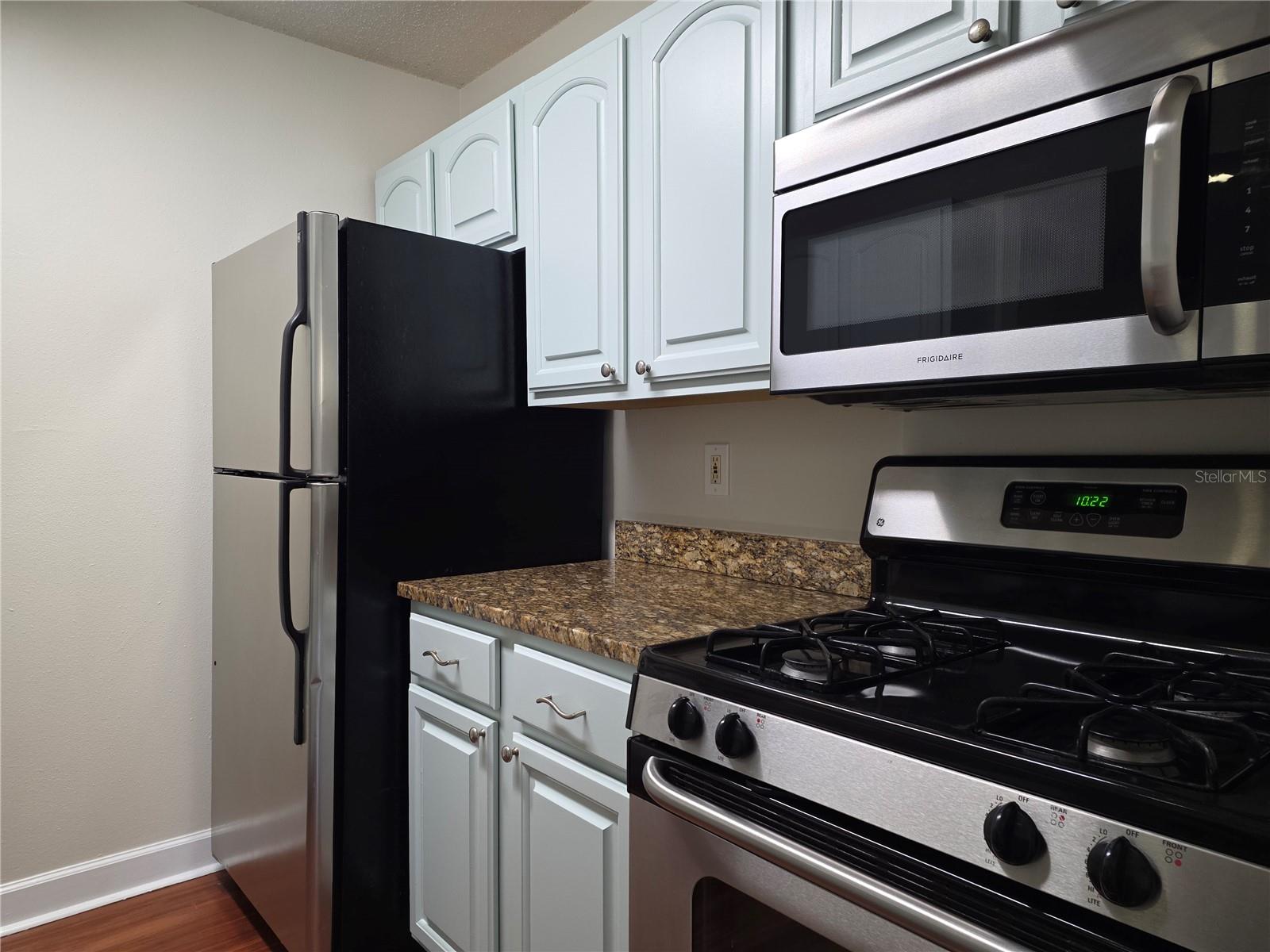 2031 Dixie Belle Dr #2031i Property Photo 11