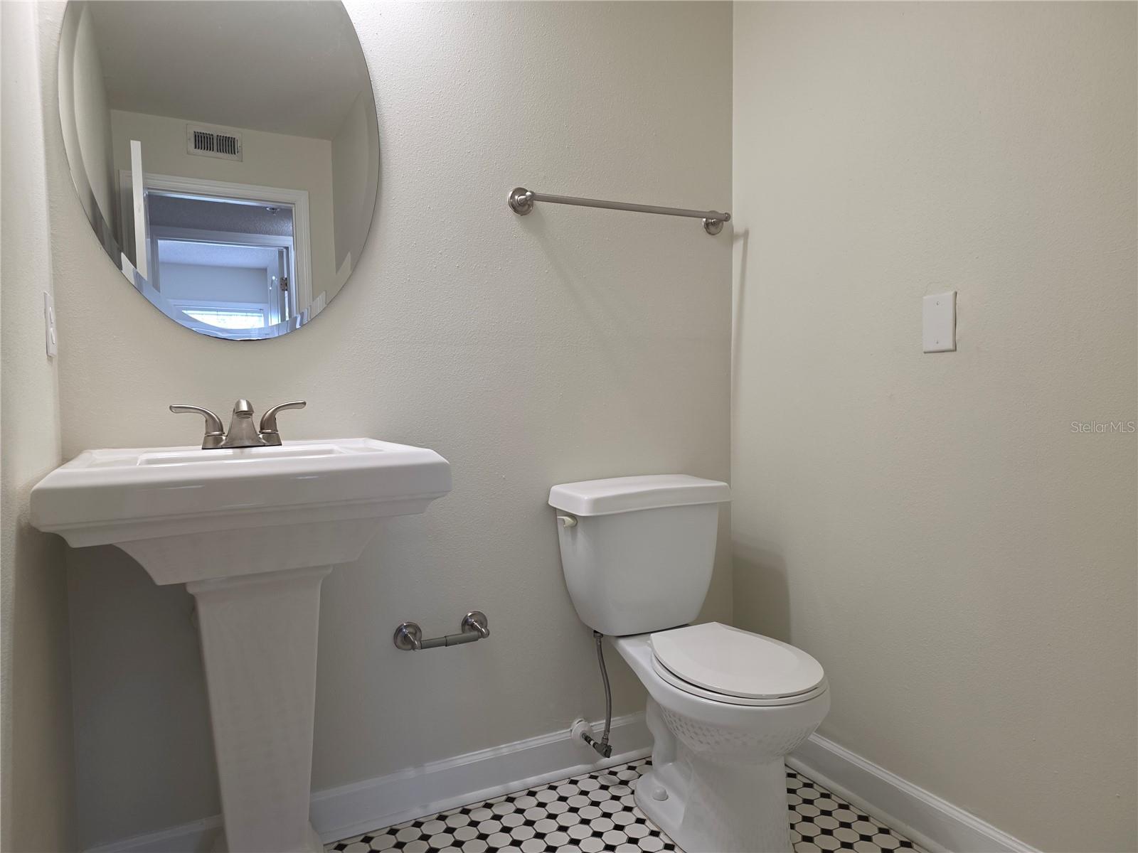 2031 Dixie Belle Dr #2031i Property Photo 16