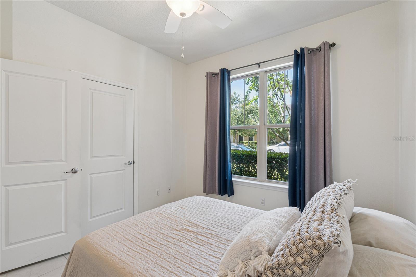 5029 Walker St Property Photo 16