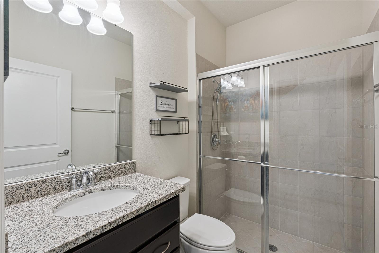 5029 Walker St Property Photo 17