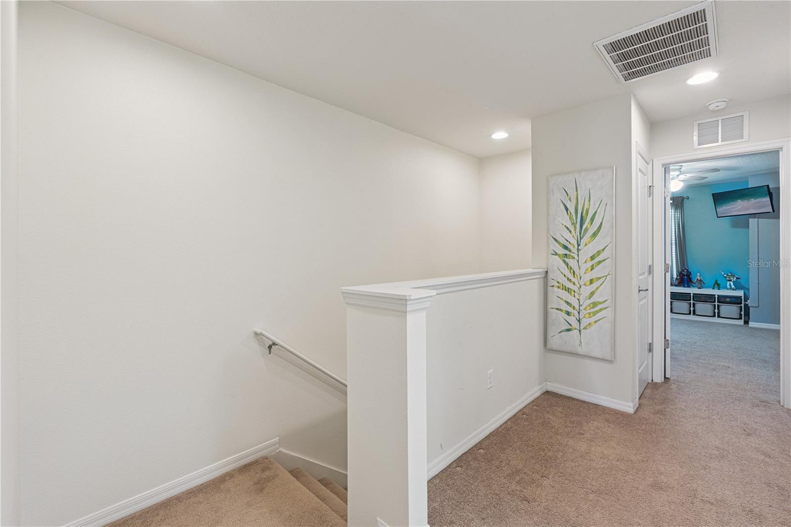 5029 Walker St Property Photo 18