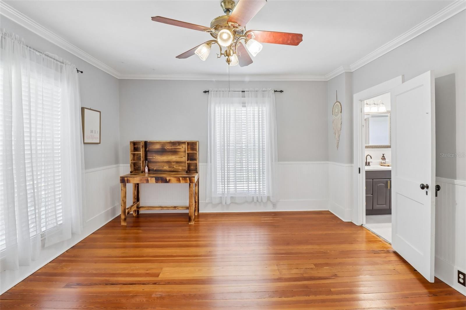 649 Glenway Dr Property Photo 33