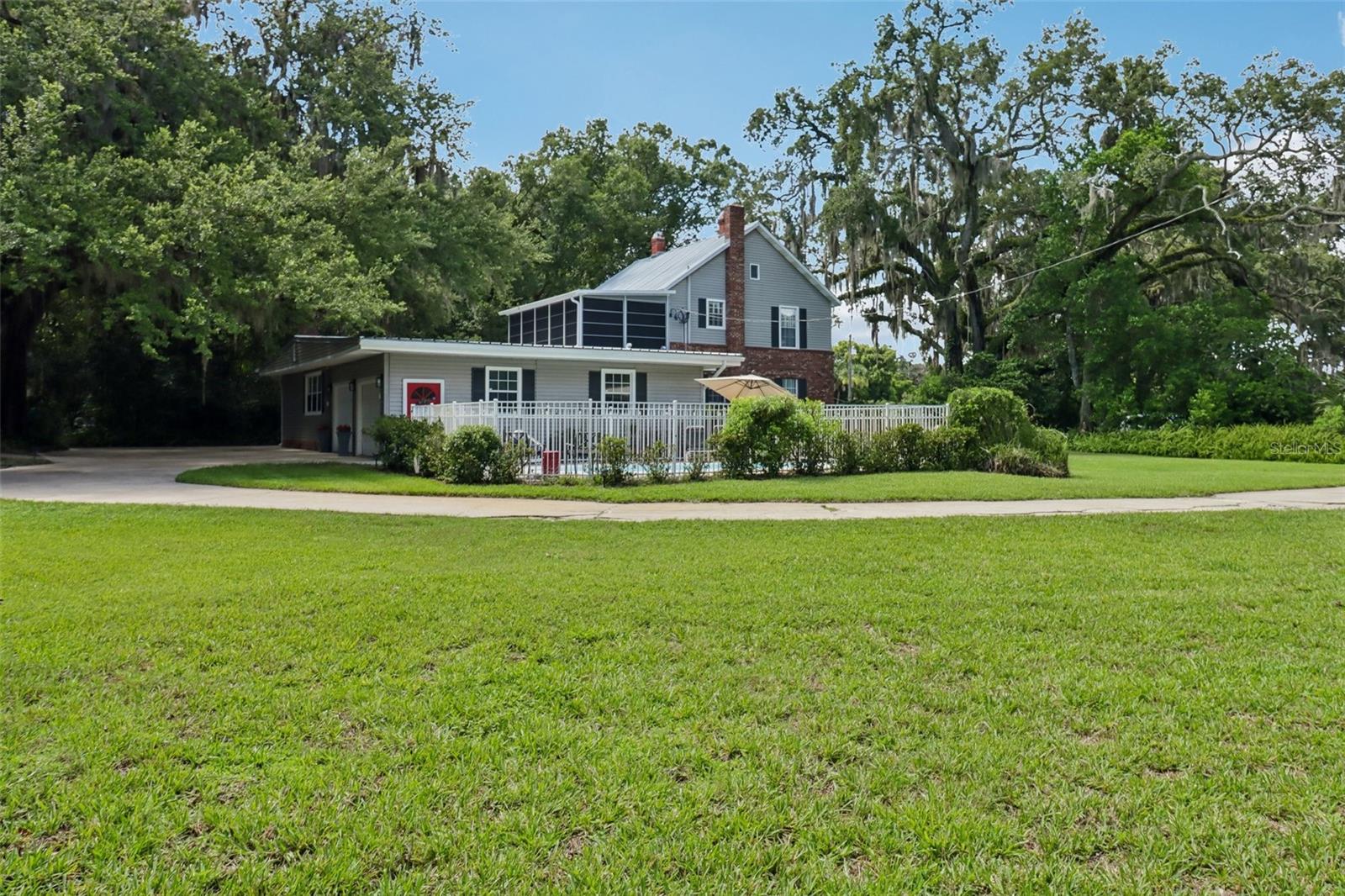 649 Glenway Dr Property Photo 47
