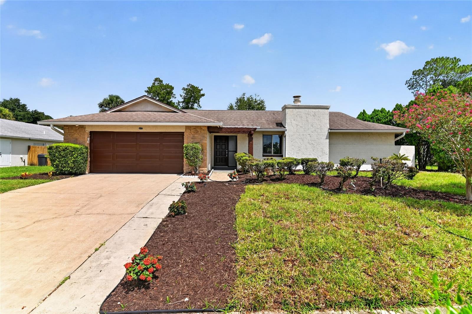 3179 Foxwood Dr Property Photo 1