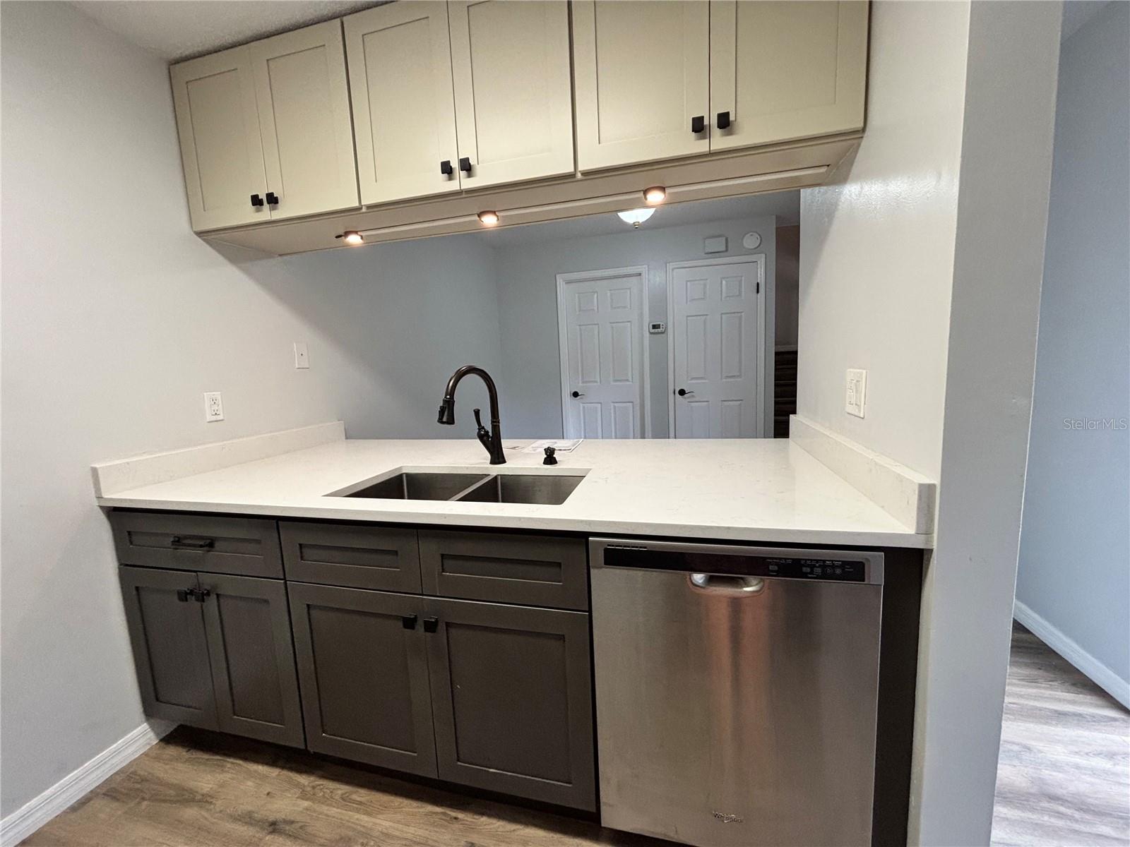 5341 Bamboo Ct #418 Property Photo 14