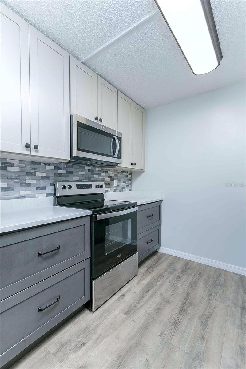 5341 Bamboo Ct #418 Property Photo 16