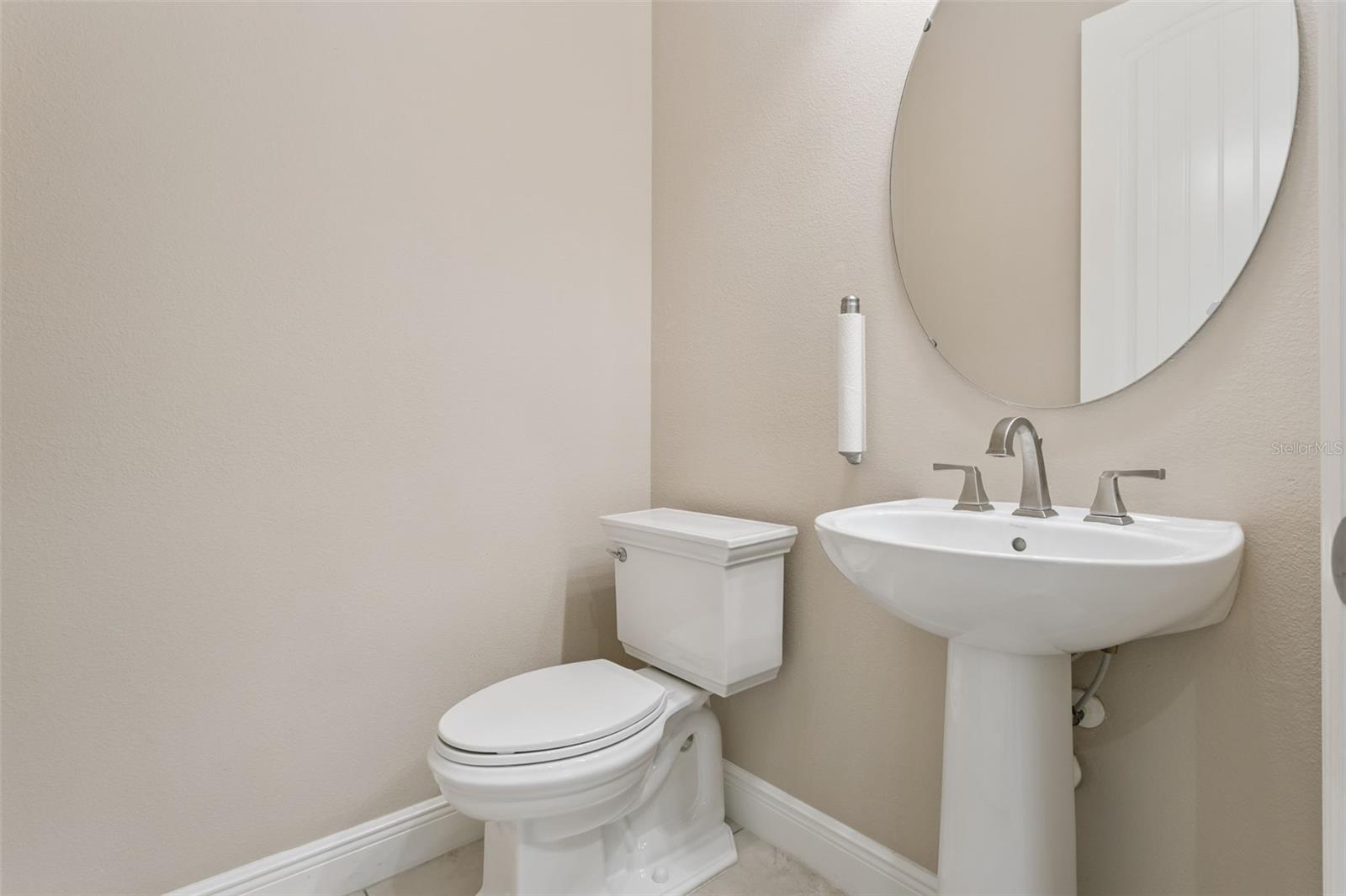 290 Silver Maple Rd Property Photo 28