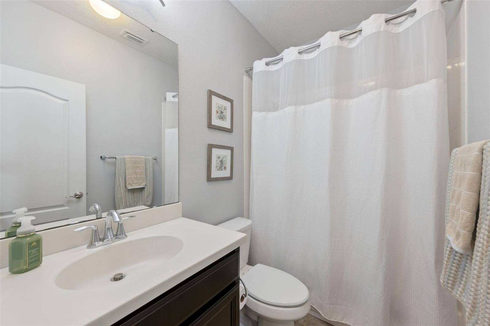 1426 Resolute St Property Photo 28