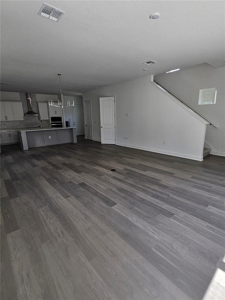 10172 Pearson Ave Property Photo 5