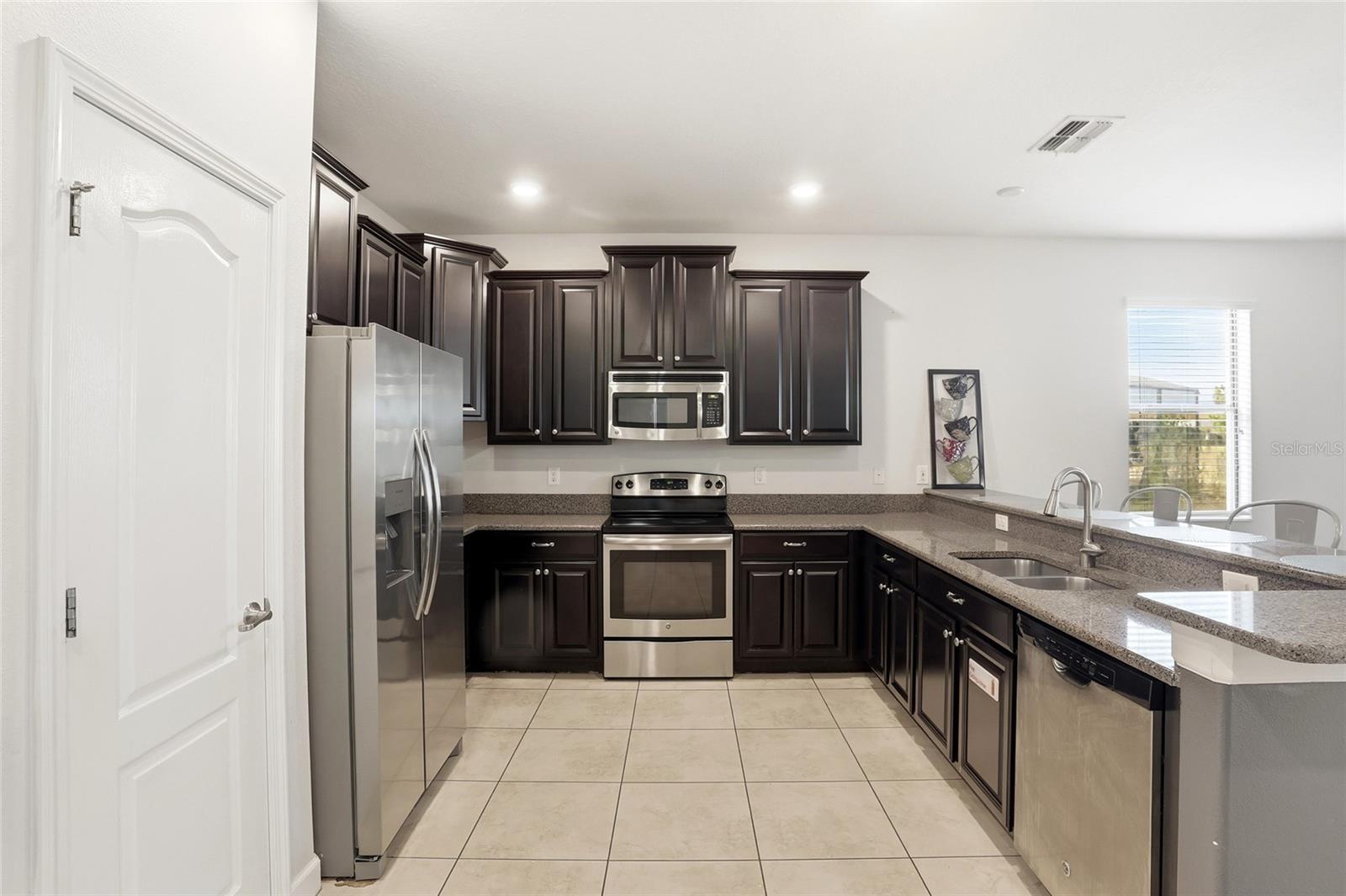9039 Shadow Mountain St Property Photo 13