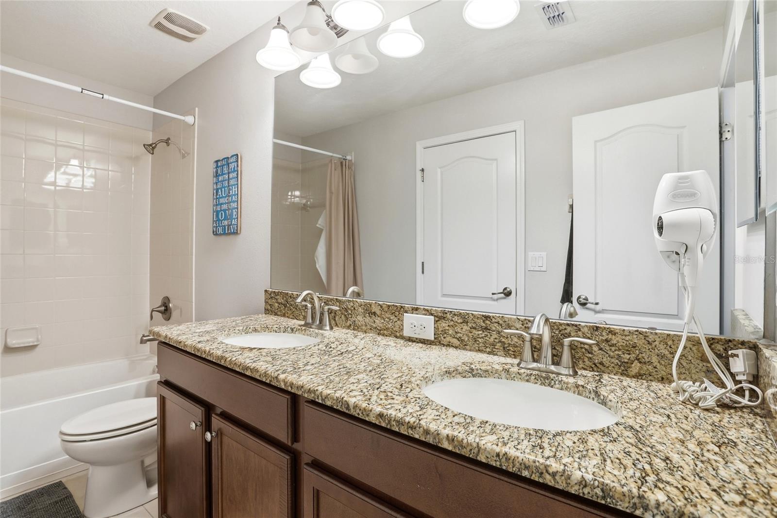 9039 Shadow Mountain St Property Photo 28