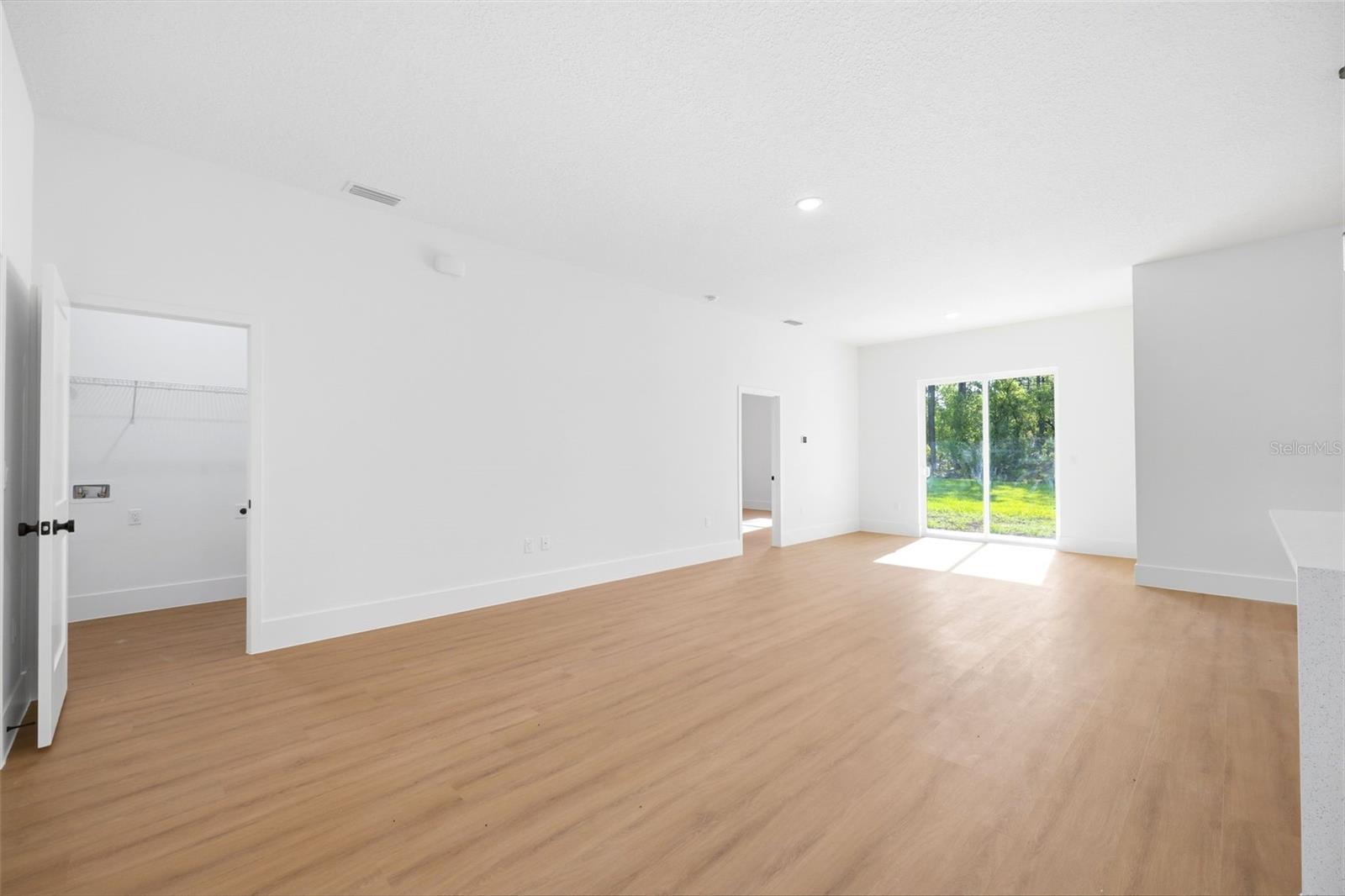 7433 Sw 138th Ter Property Photo 11