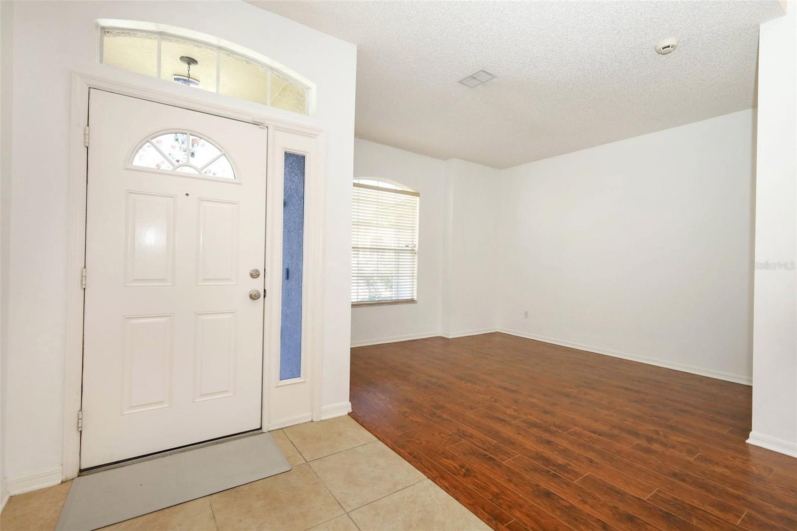 4715 Aguila Pl Property Photo 6