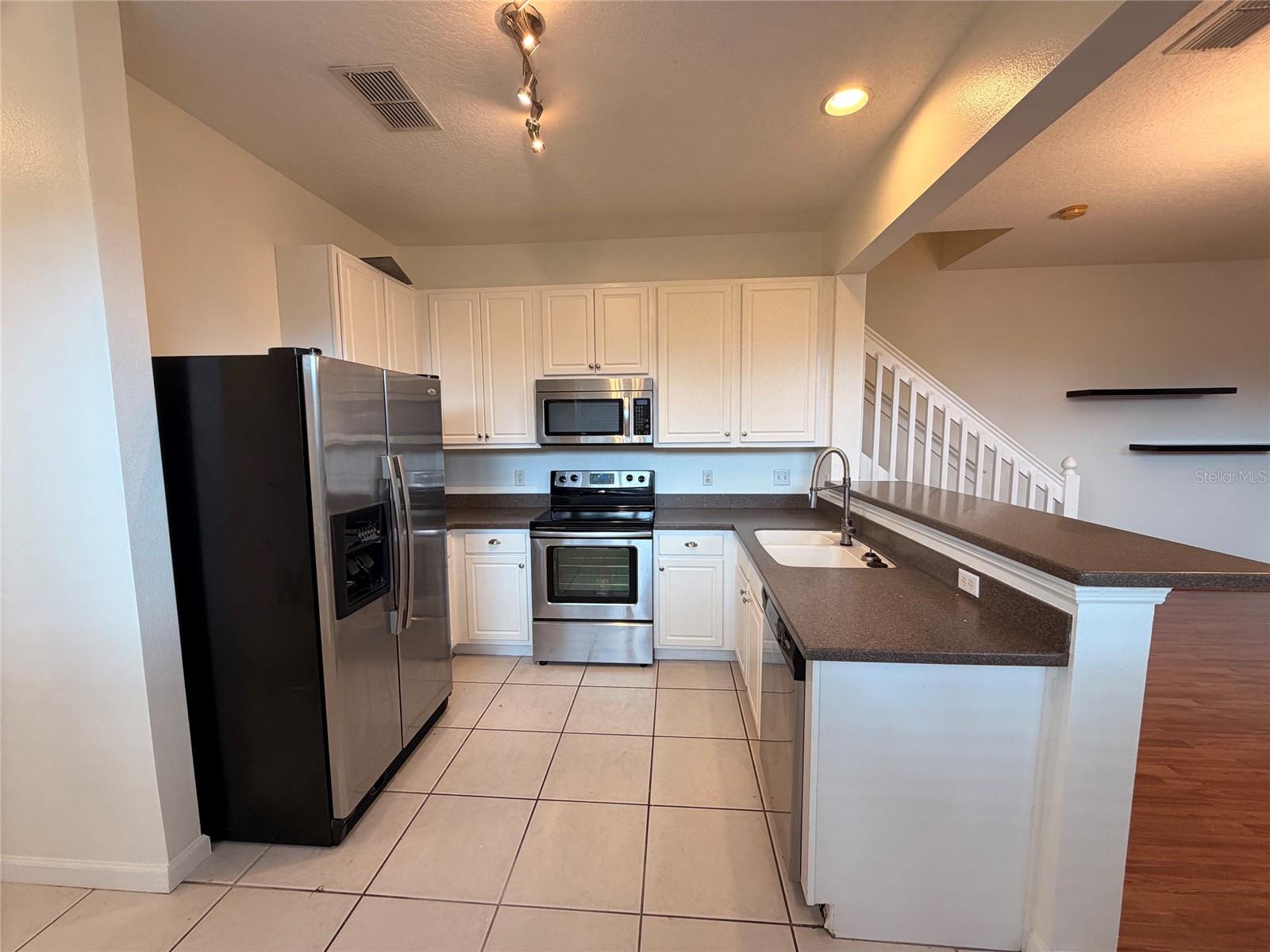 O6422736 Property Photo 9