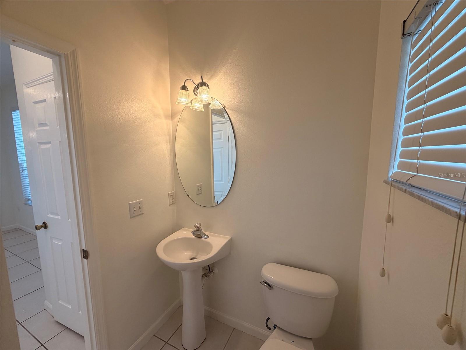 O6422736 Property Photo 12