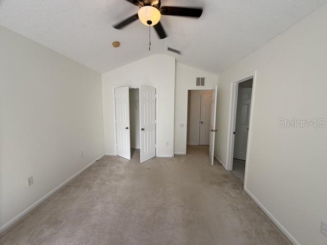 O6422736 Property Photo 16