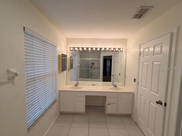 O6422736 Property Photo 28