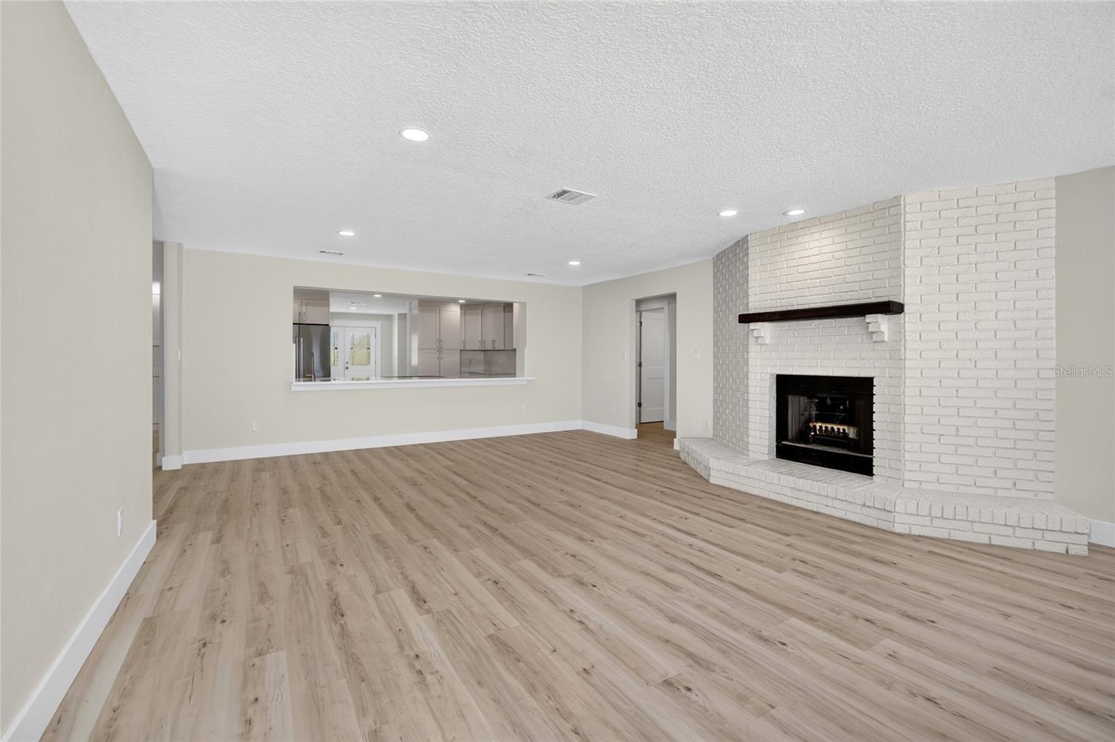 1225 Hoffner Ave Property Photo 22