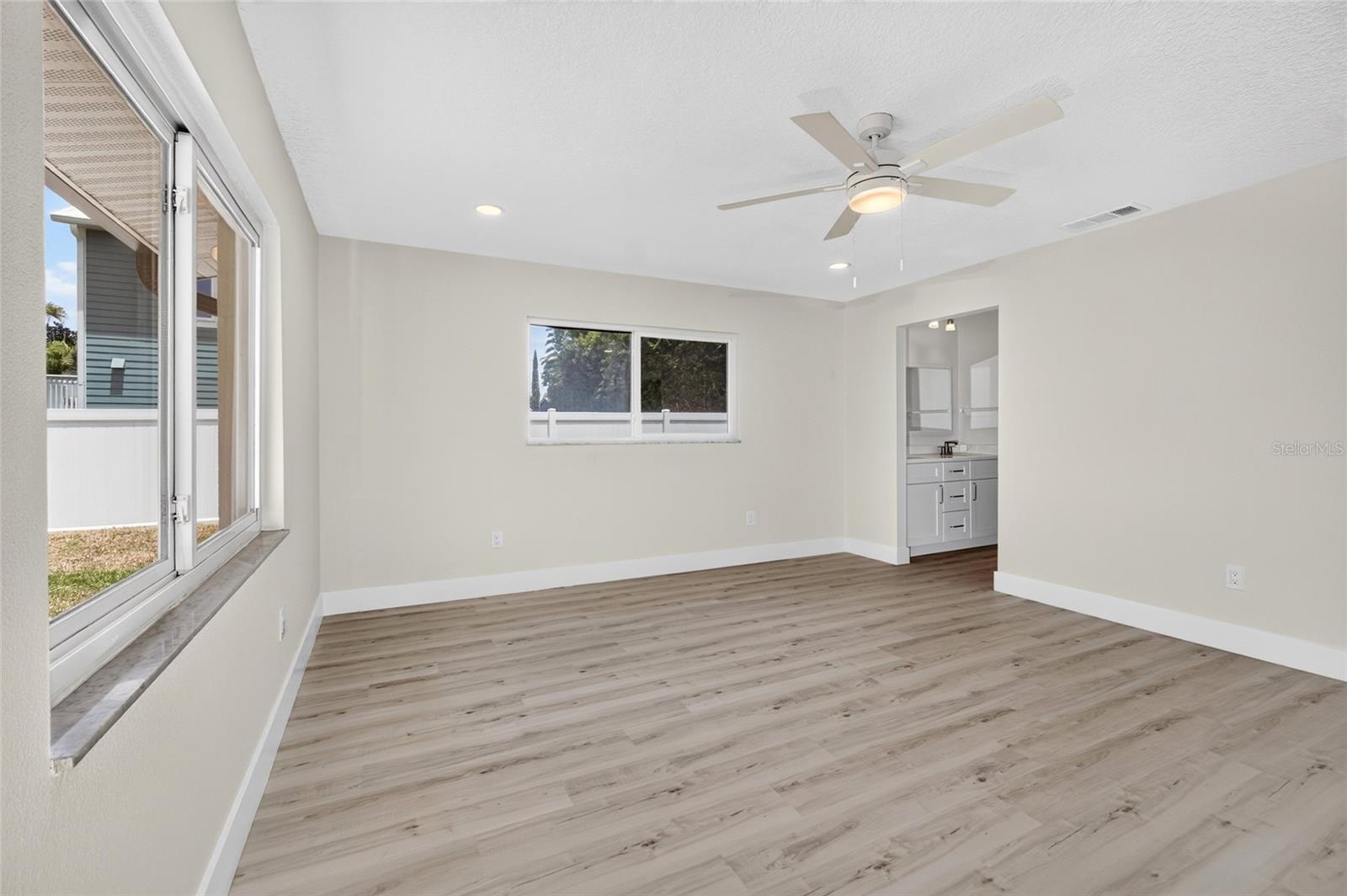 1225 Hoffner Ave Property Photo 28