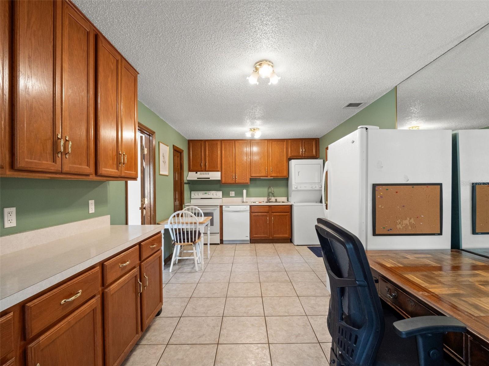 1161 W Lake Brantley Rd Property Photo 37