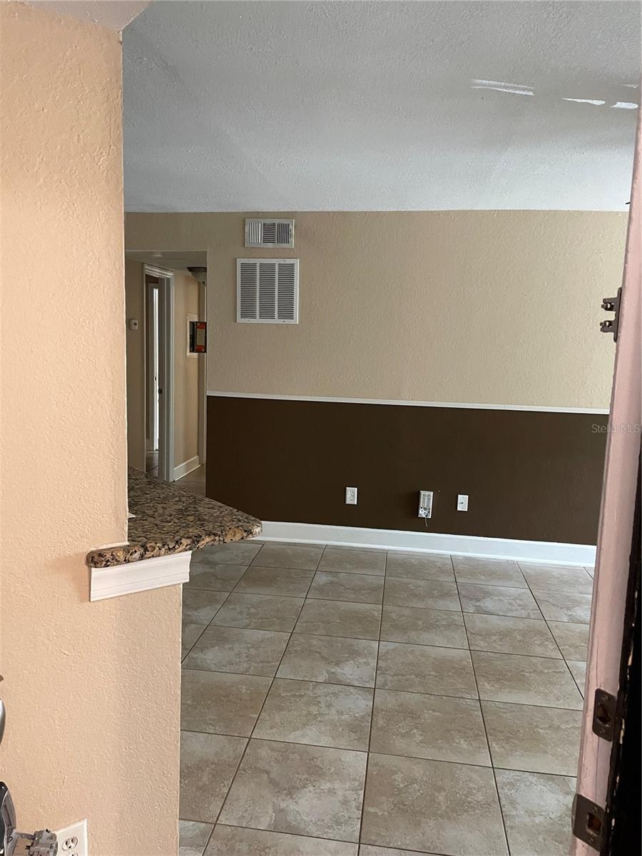 4512 Commander Dr #1725 Property Photo 4