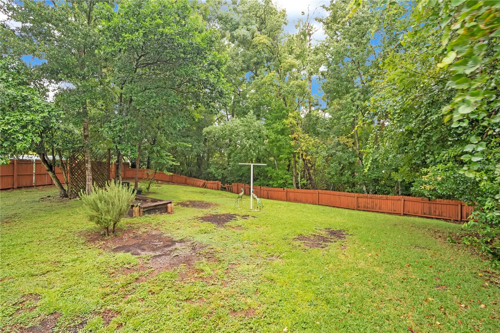 4901 Bristol Ct Property Photo 6