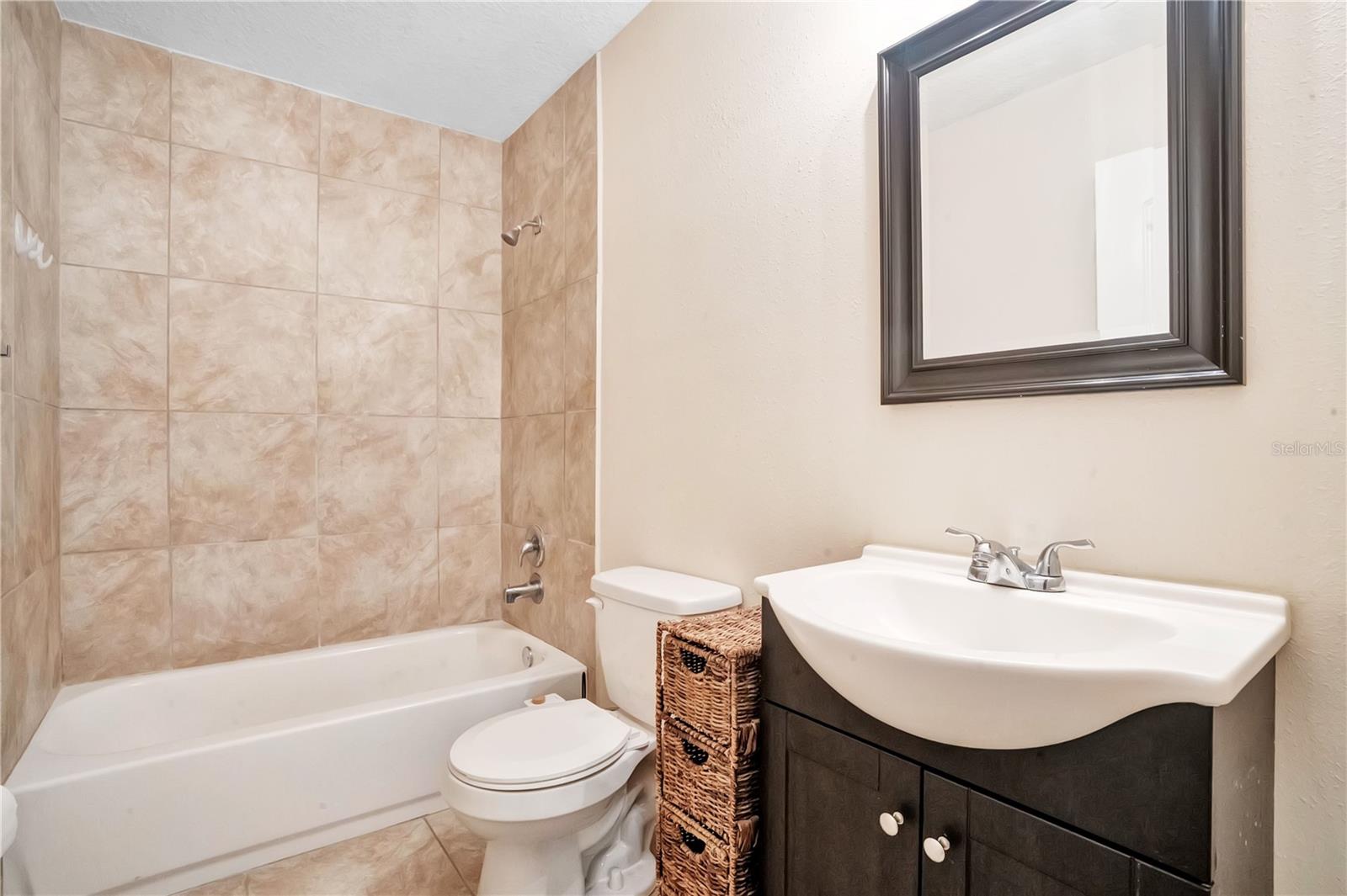 4901 Bristol Ct Property Photo 14