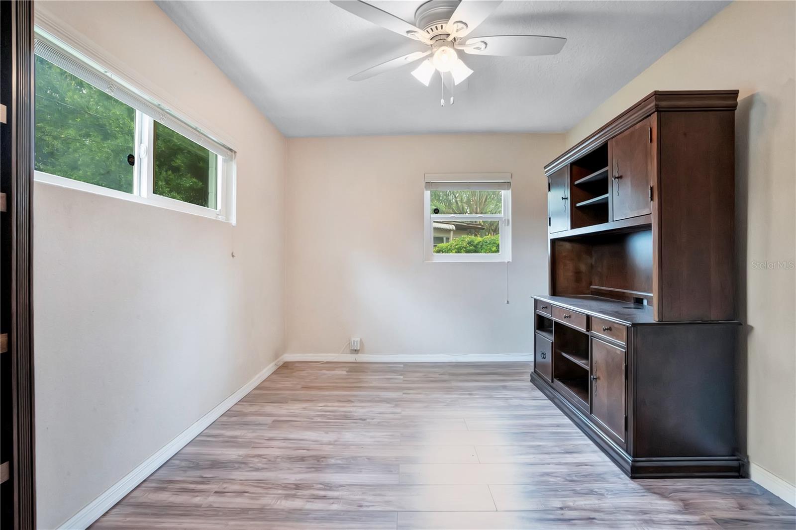 4901 Bristol Ct Property Photo 17