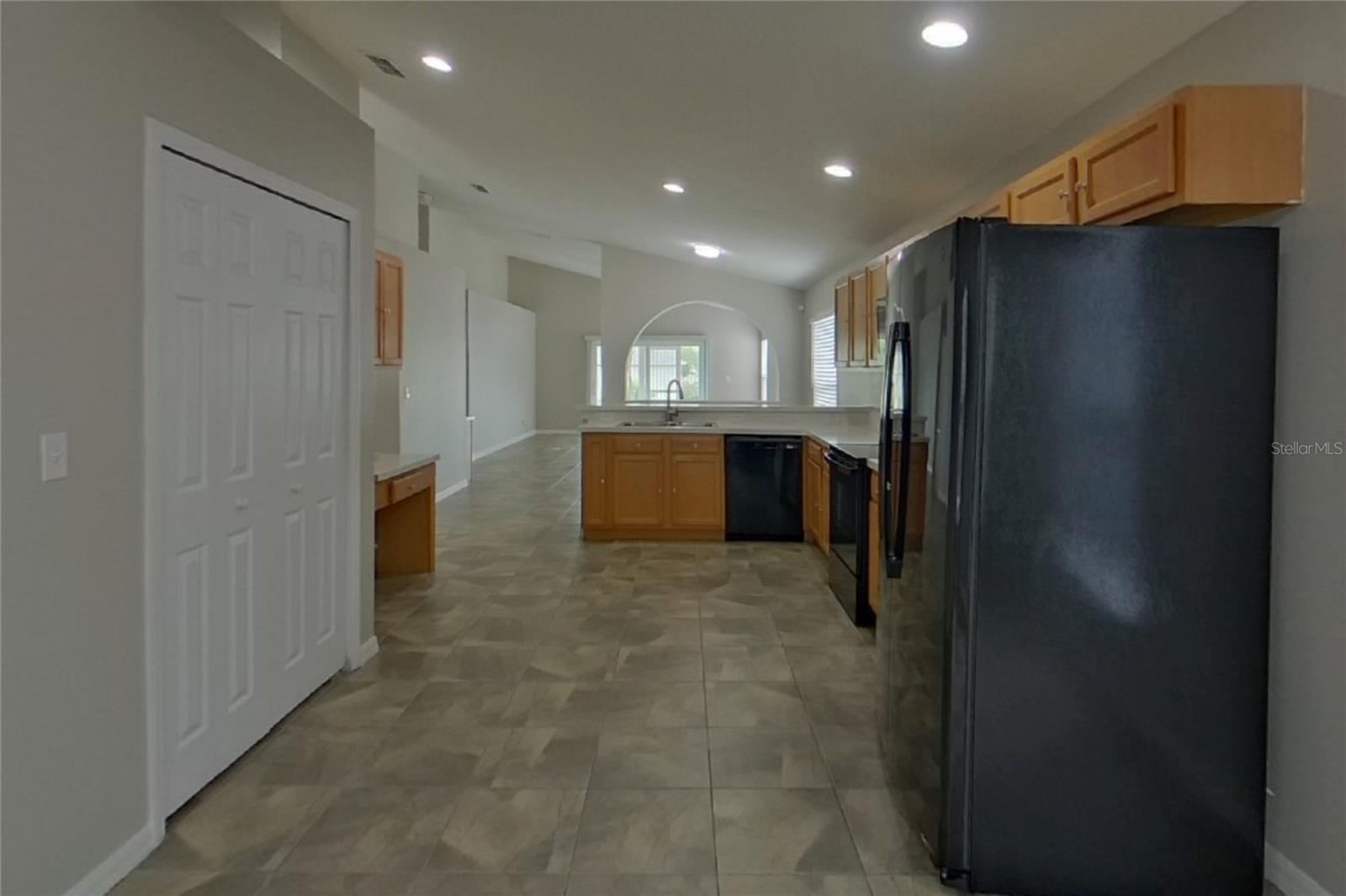 O6422813 Property Photo 7