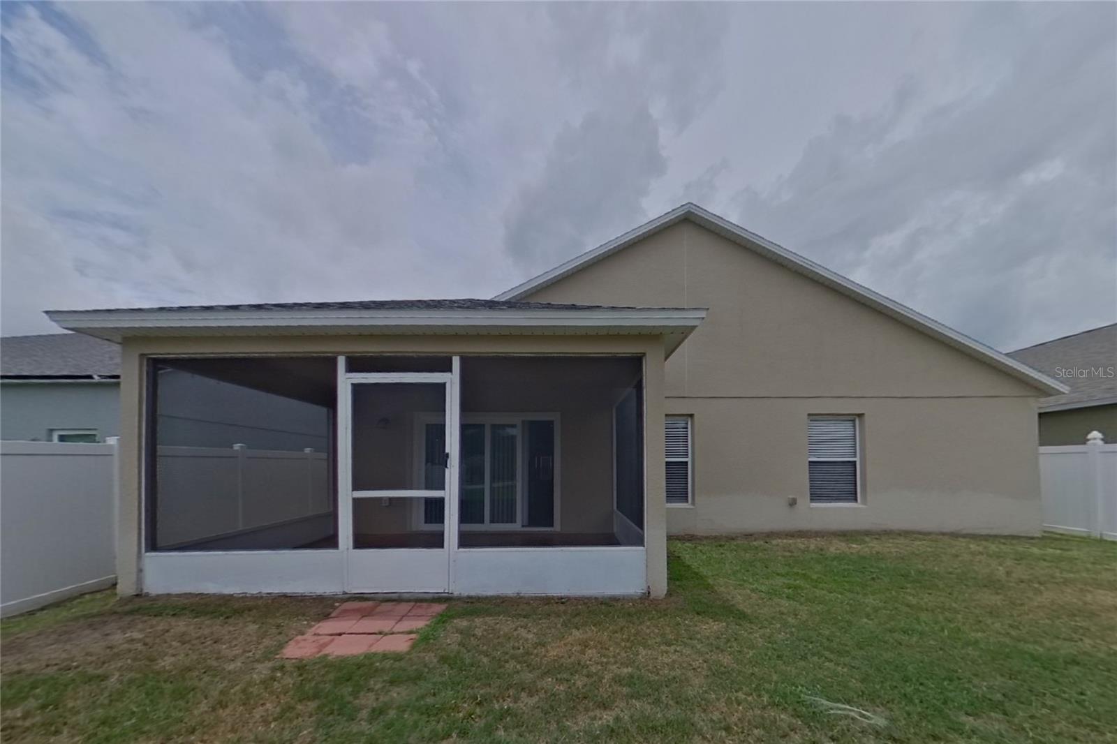 O6422813 Property Photo 18