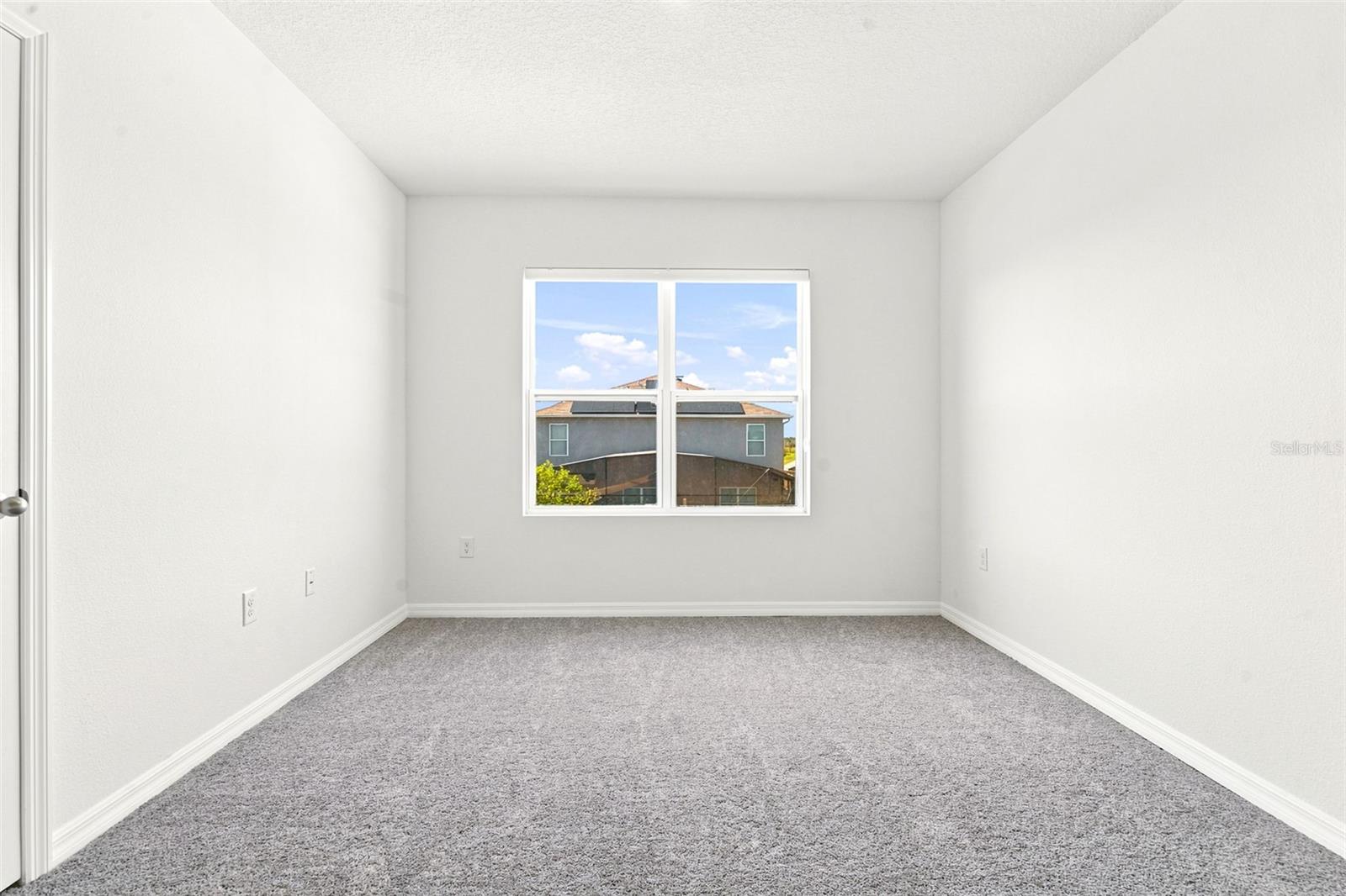 5125 Fiddlewood Way Property Photo 14