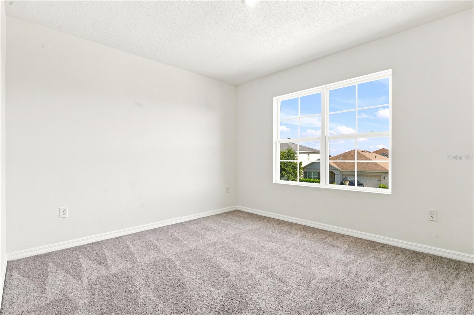 5125 Fiddlewood Way Property Photo 17