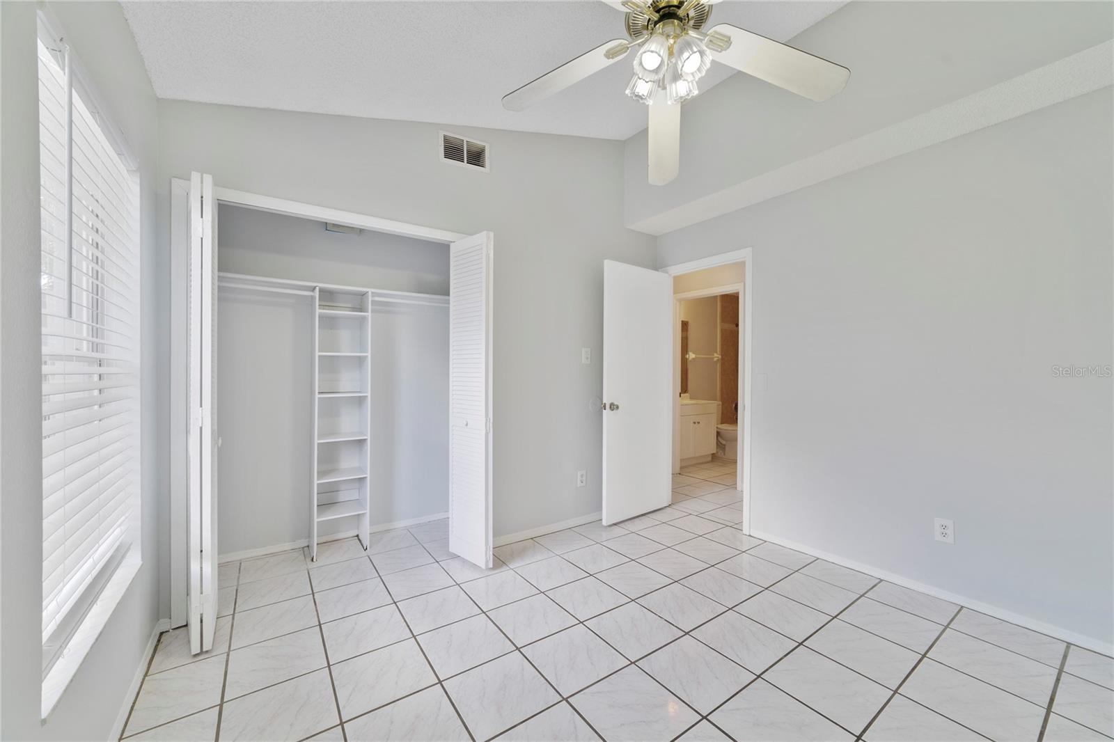 9752 Piney Point Cir Property Photo 14