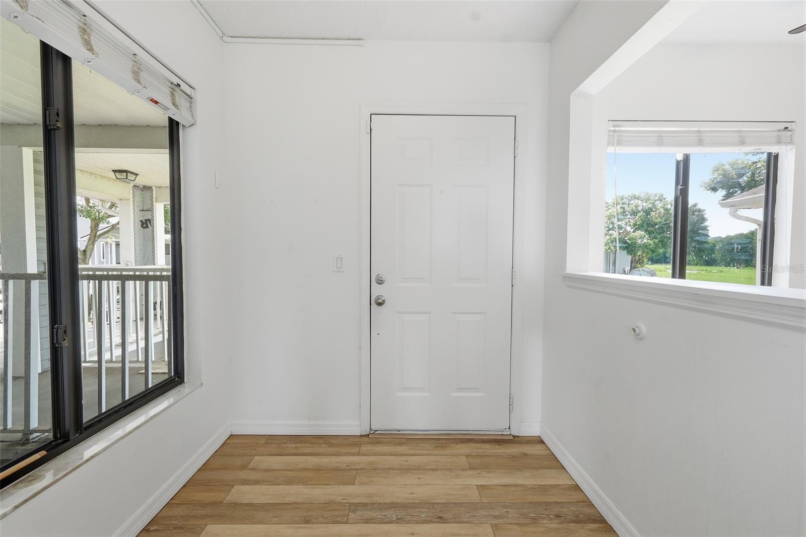 2216 Stonington Ave #2216 Property Photo 9