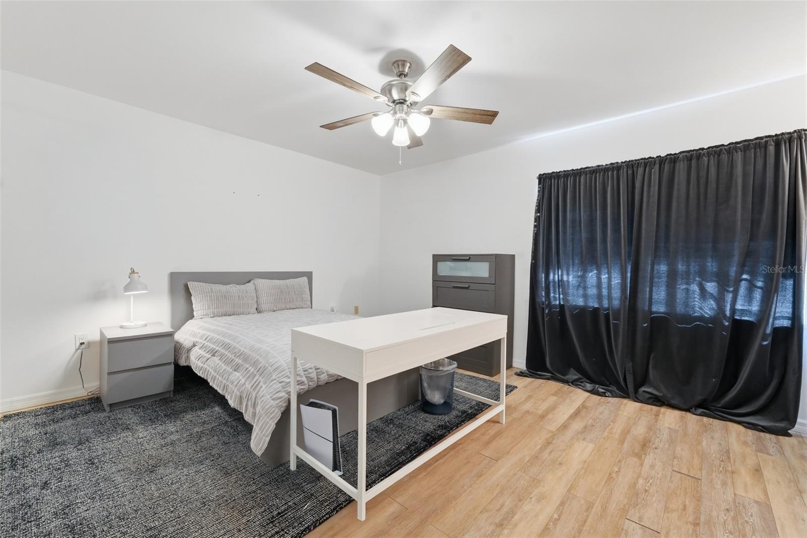 2216 Stonington Ave #2216 Property Photo 27