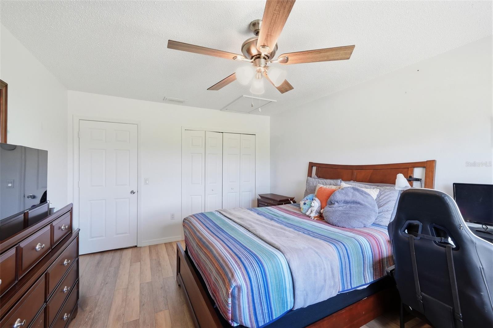 2216 Stonington Ave #2216 Property Photo 34