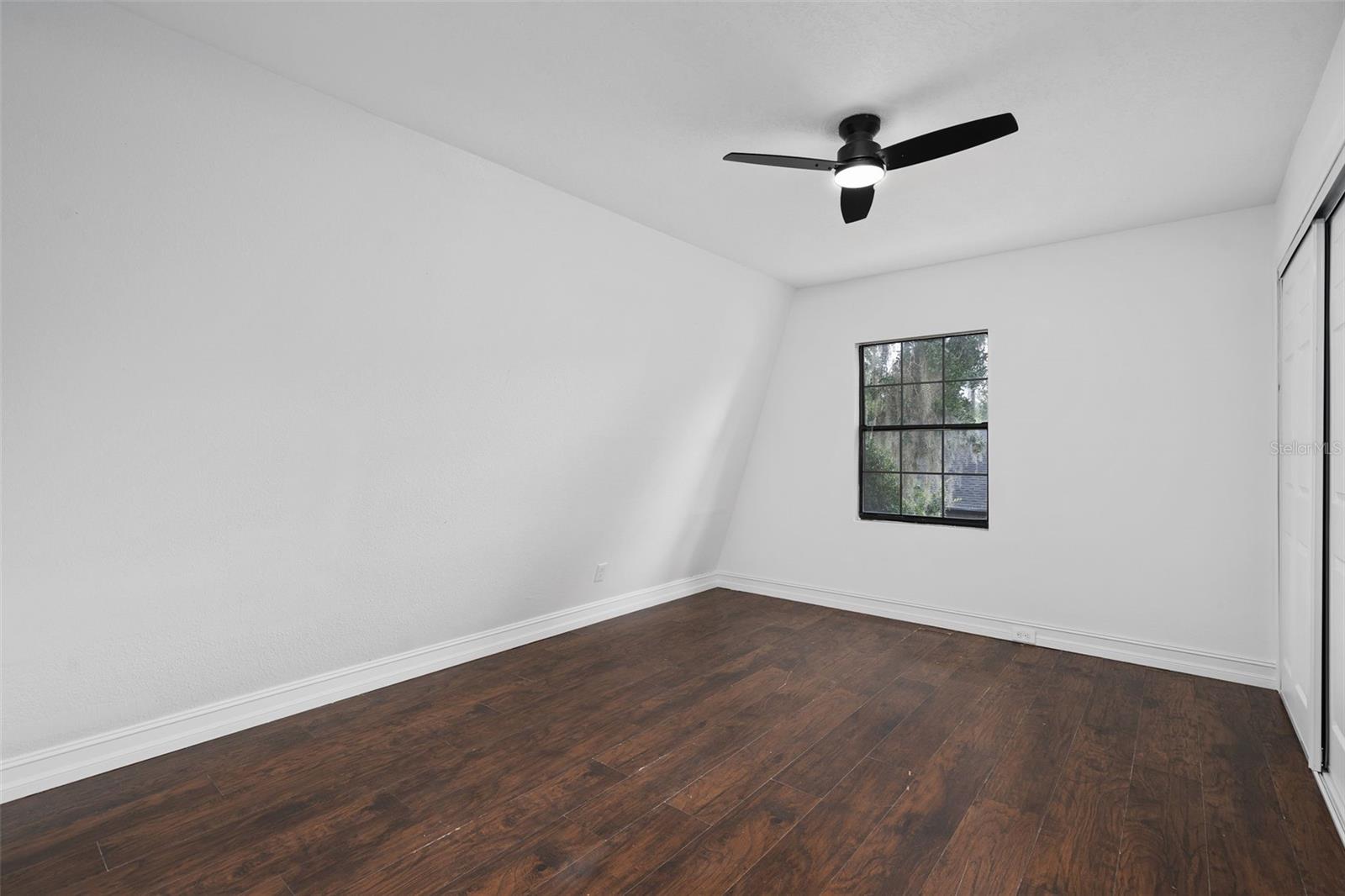 4221 Greenfern Dr Property Photo 31