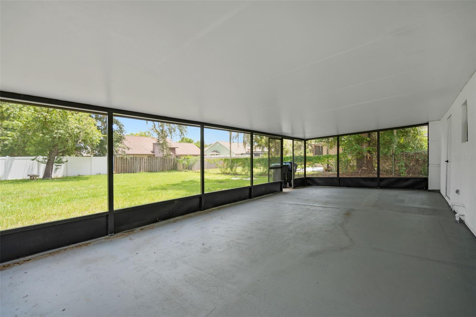 4221 Greenfern Dr Property Photo 39