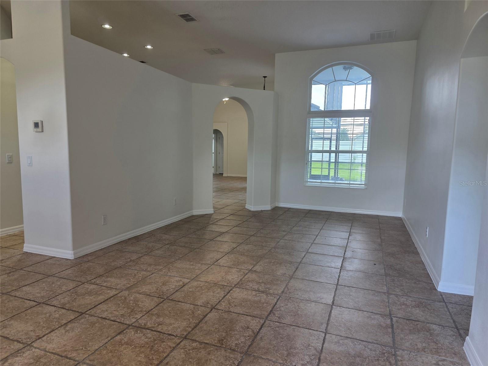 881 Seneca Trl Property Photo 2