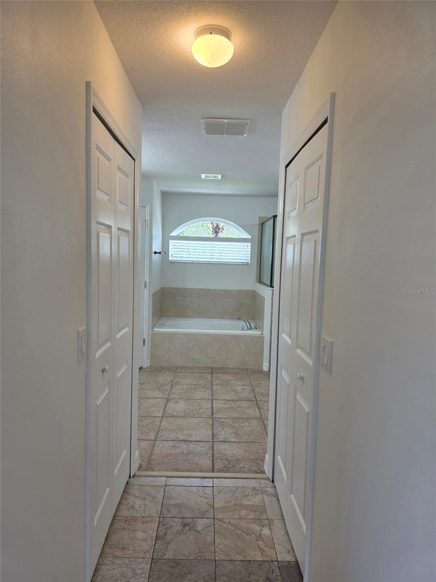 881 Seneca Trl Property Photo 11