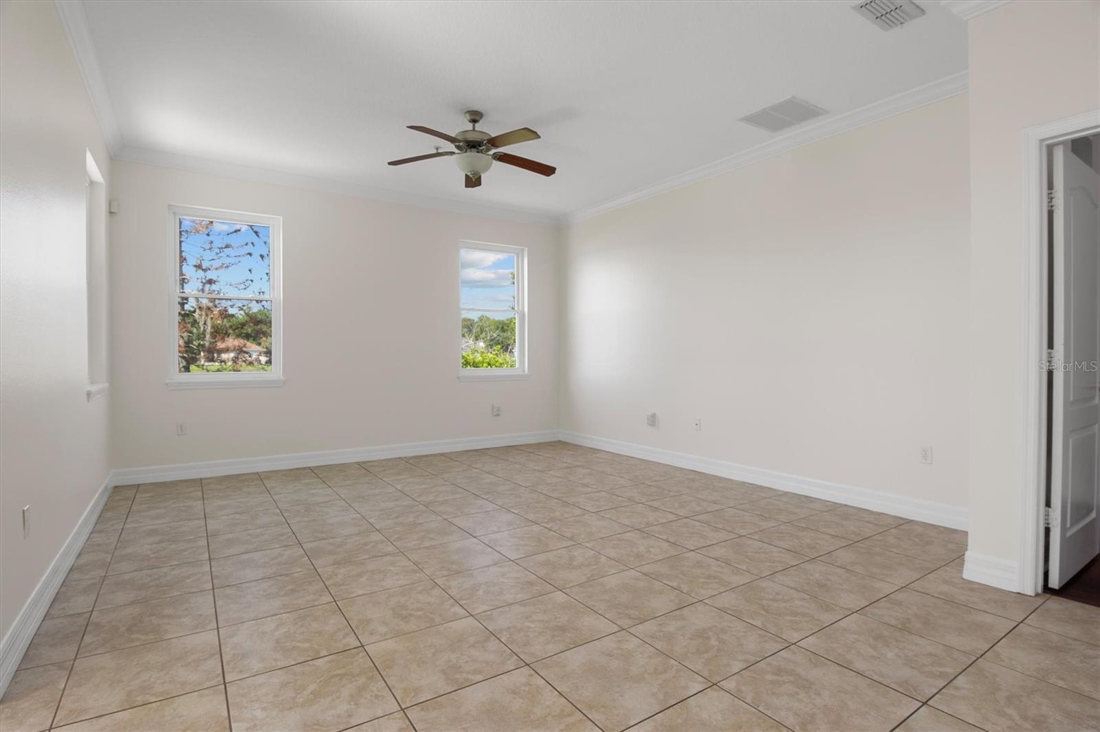 10550 Eastpark Woods Dr Property Photo 14