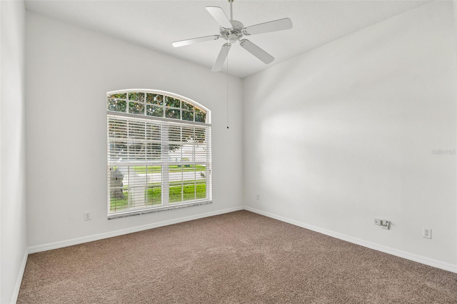 2337 Treymore Dr Property Photo 7