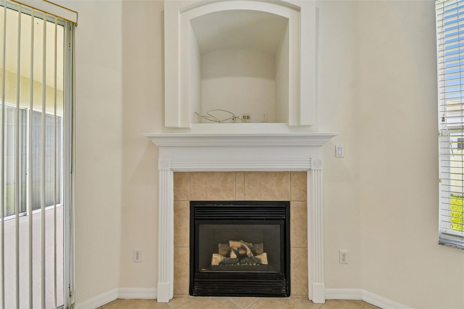 2337 Treymore Dr Property Photo 25