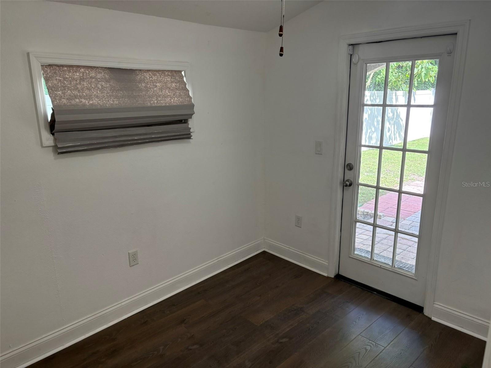 2415 Mayer St Property Photo 21
